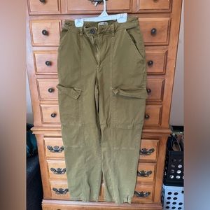 Green cargo pants